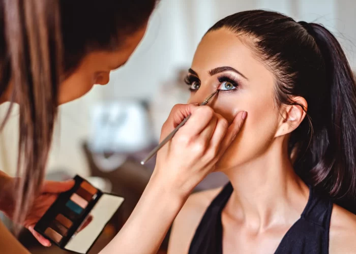 Cours-de-maquillage-sur-mesure-Limoges-scaled